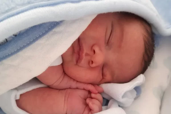 kıbrıs tüp bebek merkezi düşük yumurta rezervi mucizelere engel değil